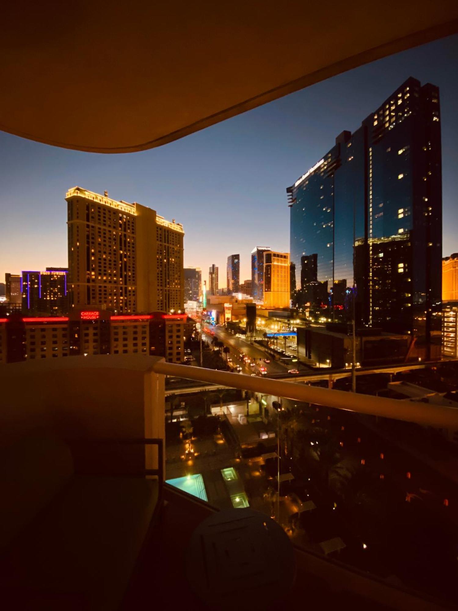 Strip & Sphere View! Privately Owned Condo Hotel-The Signature At Mgm Las Vegas Exterior foto